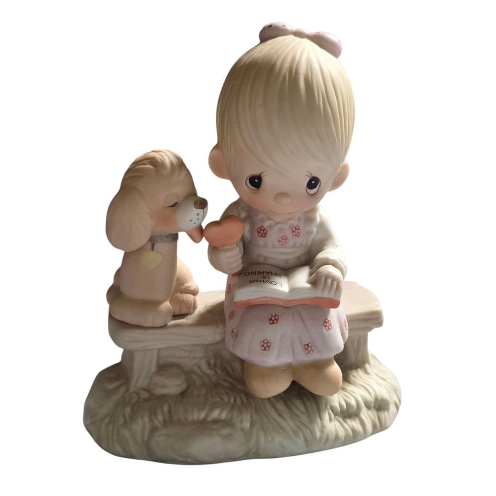 Vintage 1979 Enesco "Loving is Sharing" Figurine
